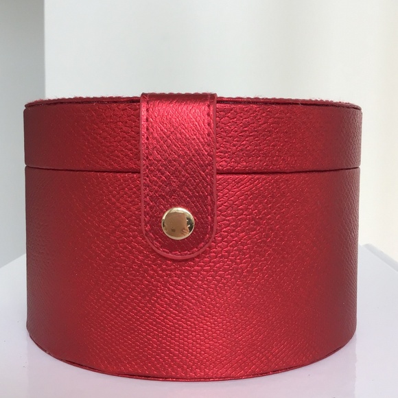 Elizabeth Arden round structured red makeup/cosmetics case - Picture 2 of 6